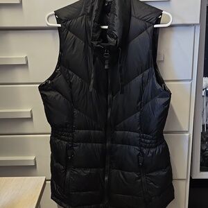 Athleta Goose Down Puffer Vest